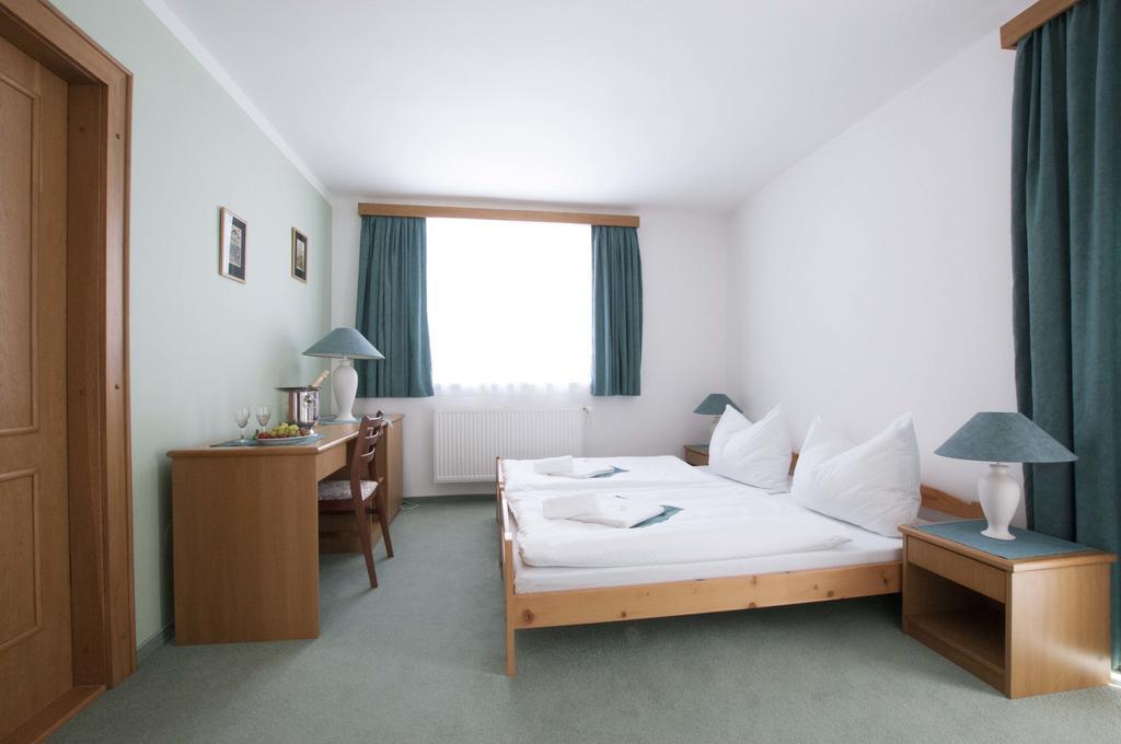 Horsky Pension Gendorf تشيرني دول الغرفة الصورة
