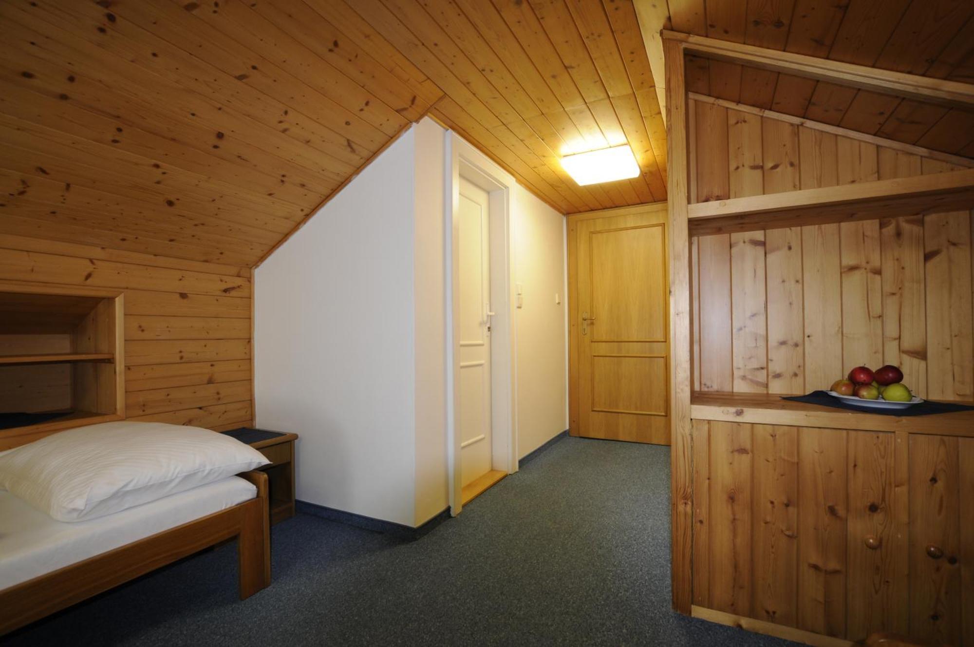 Horsky Pension Gendorf تشيرني دول الغرفة الصورة